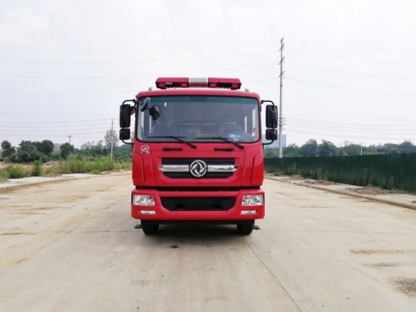 國(guó)六JDF5171GXFPM70-E6型泡沫消防車