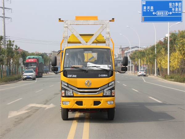 東風D6防撞緩沖車