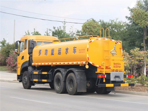 國(guó)六天龍后八輪20噸灑水車